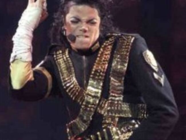 Ofrecerá Michael Jackson 17 conciertos más en Londres