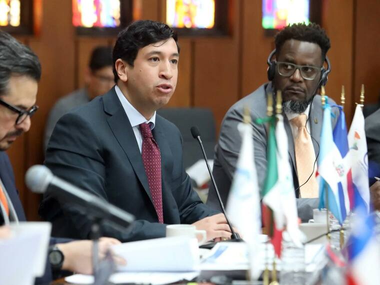 A partir del 1 de enero del próximo año será el secretario general del Comité Permanente de la Conferencia Interamericana de Seguridad Social