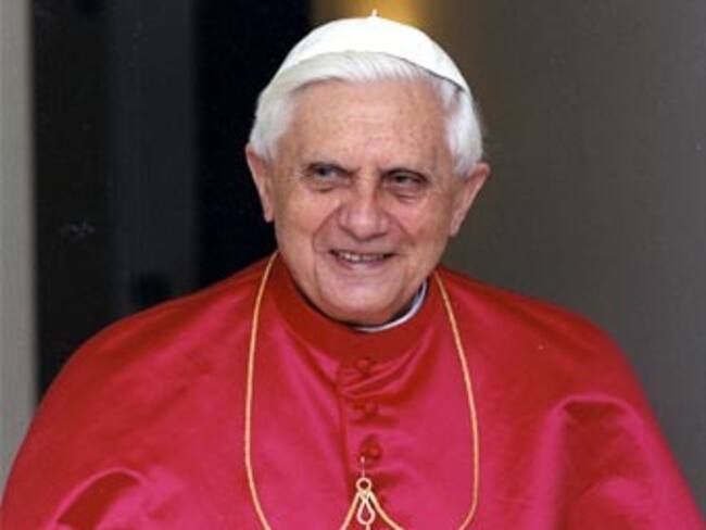 Denuncia Vaticano 'instrumentalización' del Papa sobre preservativo