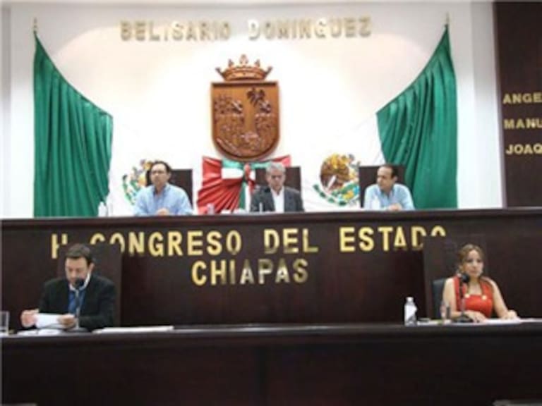 Chiapas primer estado en aprobar la reforma educativa del Gobierno Federal