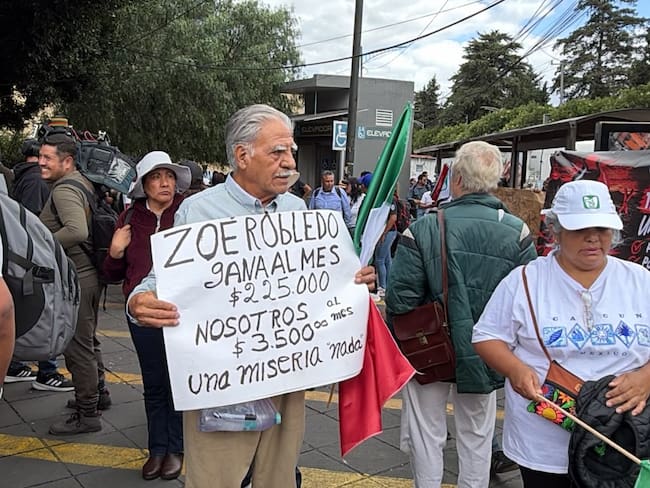 Trabajadores del IMSS rechazan aumento salarial y preparan nueva movilización nacional