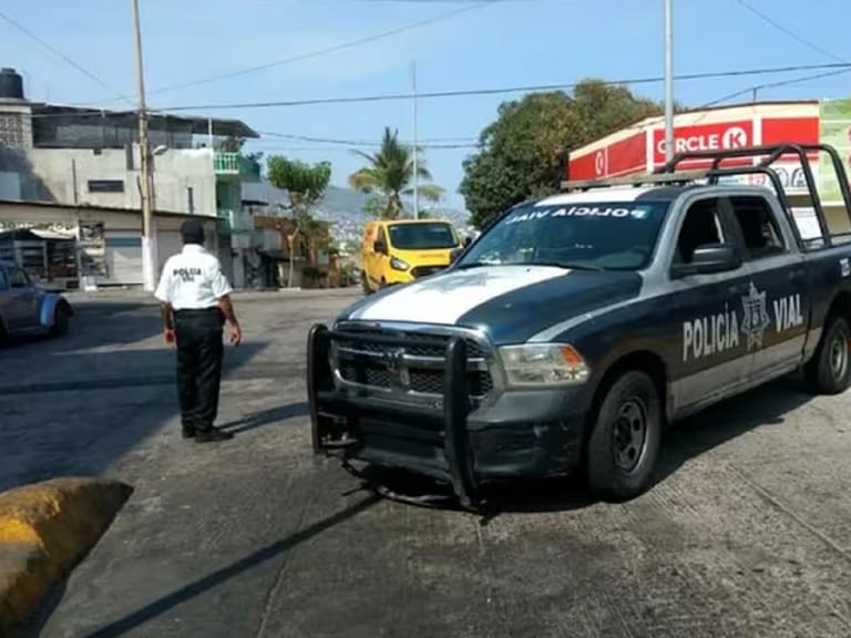 Eduardo Chávez Manzanares, director de Policía Vial de Acapulco, fue asesinado esta mañana al salir de su domicilio.