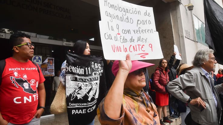 Sheinbaum descarta reunión con CNTE; consulta educativa será con todos los maestros