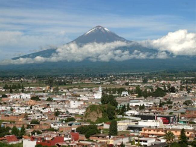 Emite Popocatépetl 22 exhalaciones en las últimas horas