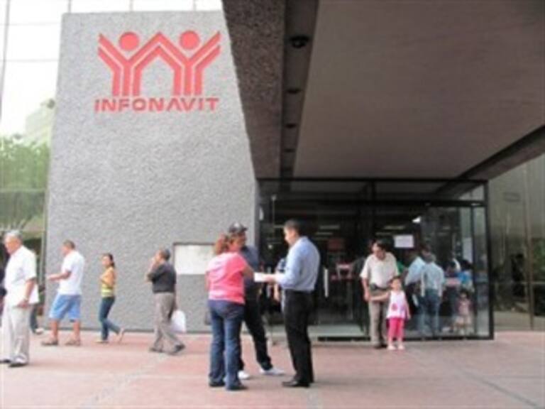 Presenta Infonavit programa ‘Cumplamos Juntos’
