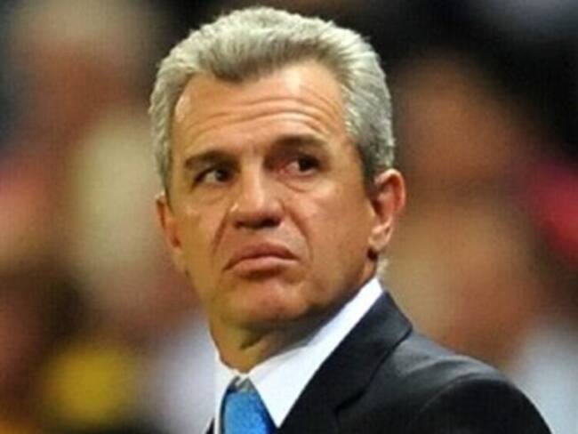 Aguirre arremete contra salvadoreños