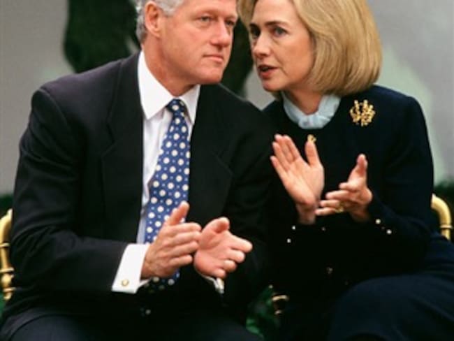 Inauguran los Clinton parque industrial en Haití