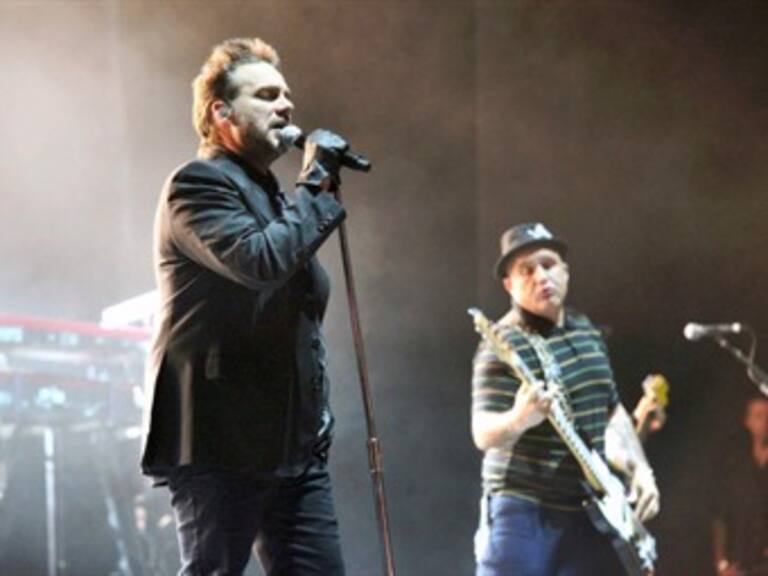 Ponen Fabulosos Cadillacs a bailar a más de 75 mil personas en el VL