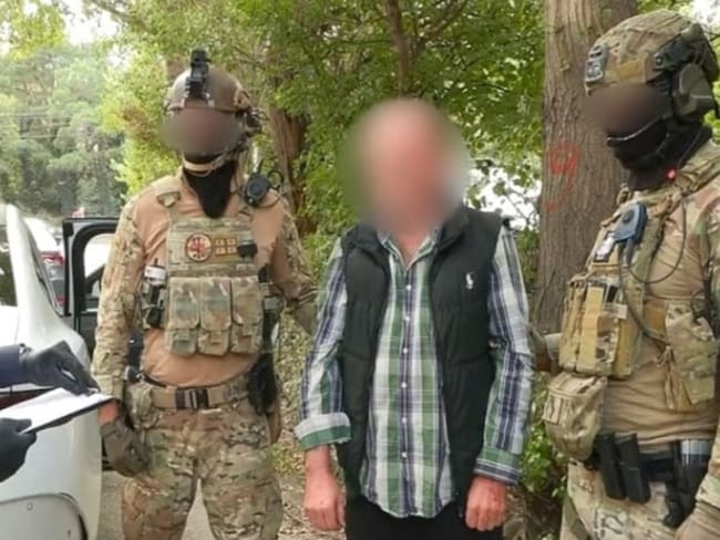 Arrestan en Georgia a hombre señalado por ofrecer uranio a cambio de 700 mil dólares