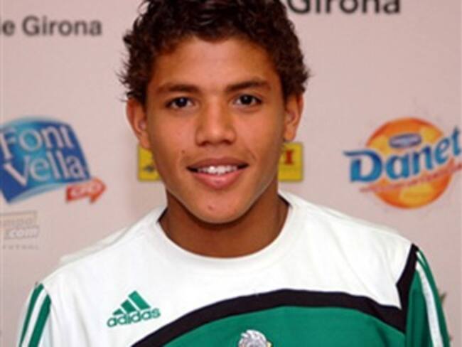 Destaca 'Jona' dos Santos en la legión europea tras pase para gol