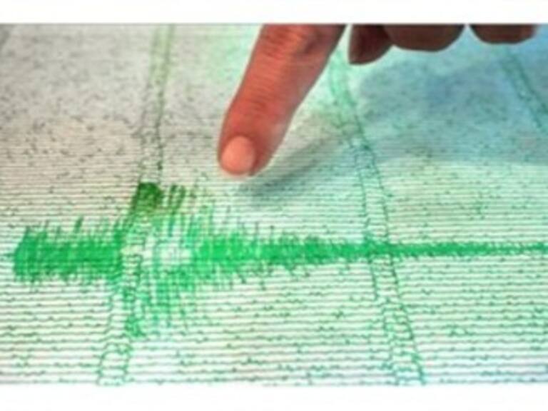 Suman ocho muertos por sismo en España