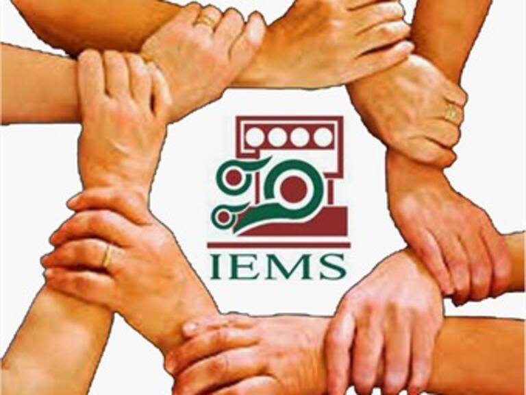 Renuncia Puebla López a la dirección de preparatorias del IEMS