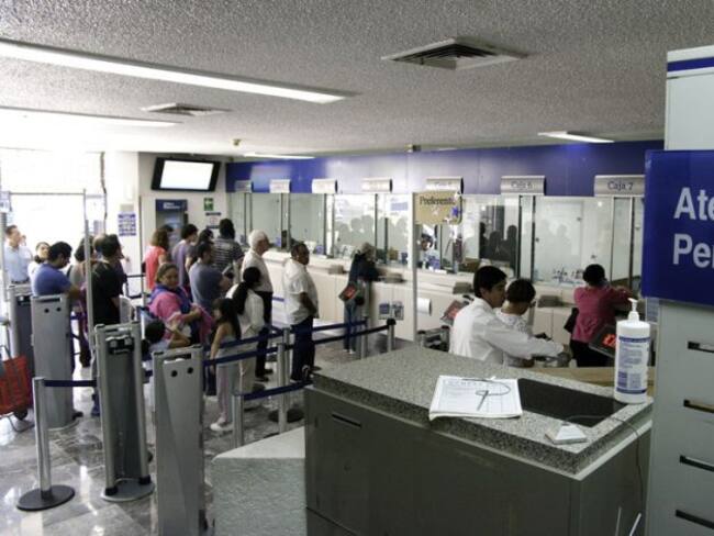 Empresarios bancarios aplican medidas para reforzar seguridad de cuentahabientes