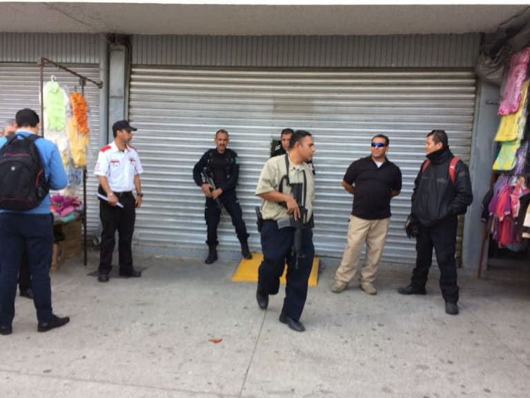 Policía tapatía abate a presunto ladrón en Guadalajara