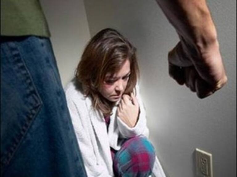 Lucha por igualdad de derechos y fin de violencia centran Día de la Mujer