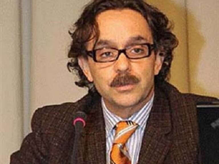 Entrega PANAL solicitud de registro de Gabriel Quadri al IFE