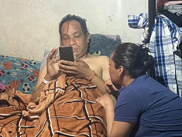El señor Ángel Miranda es el único sobreviviente del derrumbe ocurrido en San Antonio Abad 124, se encuentra recuperándose y espera la atención de las autoridades y su empleador para lograrlo.