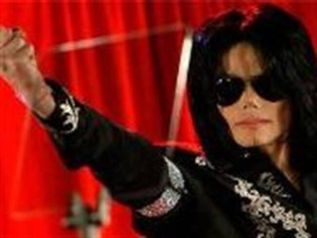 Ceremonia fúnebre de Jackson se realizaría el martes en LA