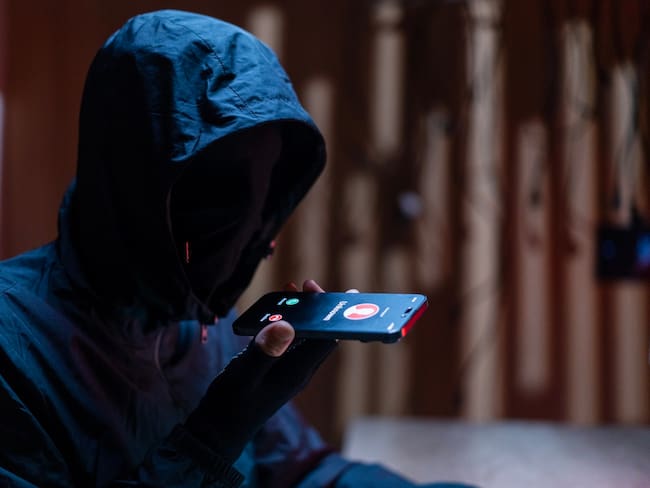 ¿Recibiste una llamada sospechosa? SSC revela cómo operan las nuevas extorsiones con SIM foráneas