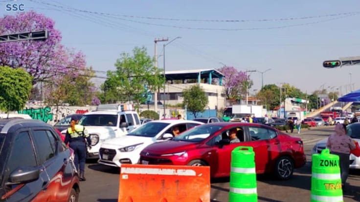 ¡Toma precauciones! Problemas viales complican la salida de paseantes de CDMX