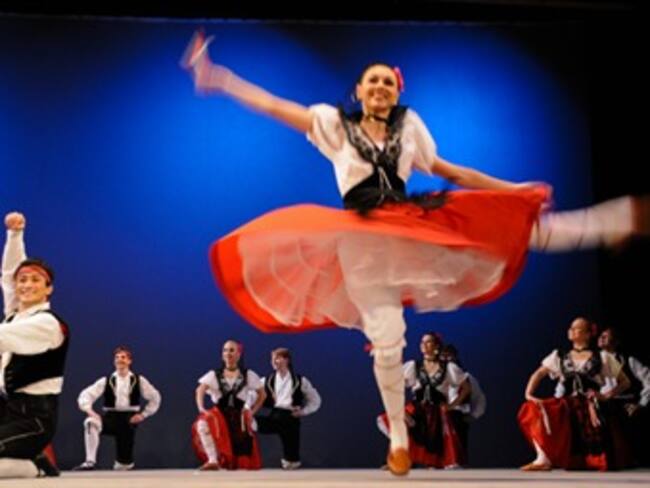 Vibra el público cervantino con el ballet de Ígor Moiséyev de Rusia