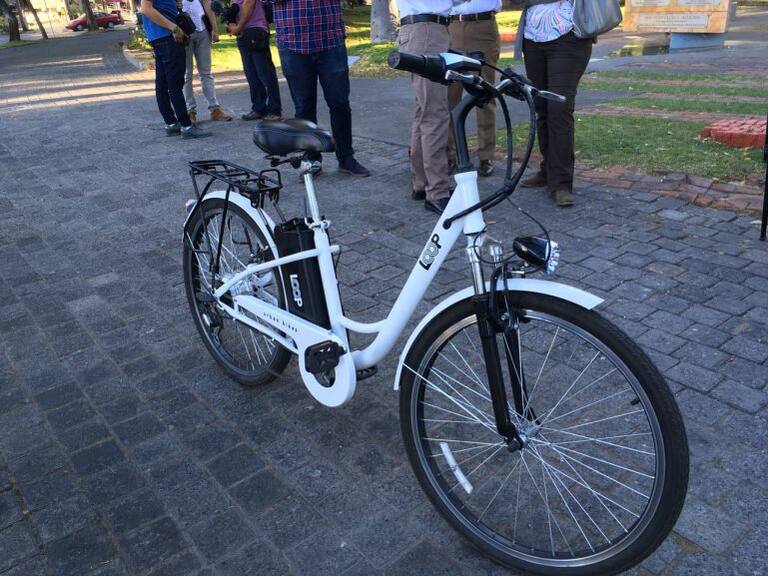 Castro propone bicicletas eléctricas como parte de su política ambiental