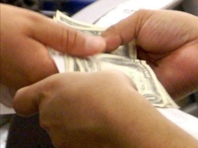 Suben remesas de mexicanos 8.55% en febrero