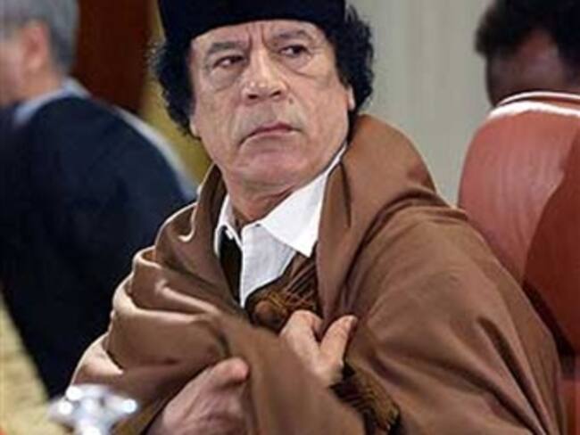 Gadafi pide detener ofensiva contra Libia