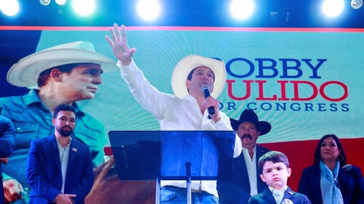 Bobby Pulido 2026: cantante gana primaria demócrata en Texas y va por el Congreso de EE.UU.