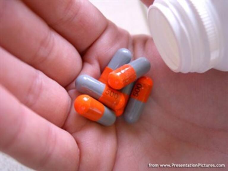 A partir de agosto no habrá venta de antibióticos sin receta médica: SSA
