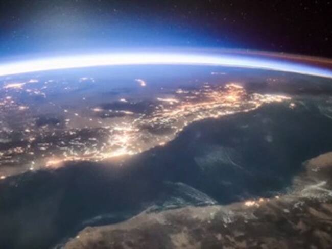 Graban amanecer desde la Estación Espacial