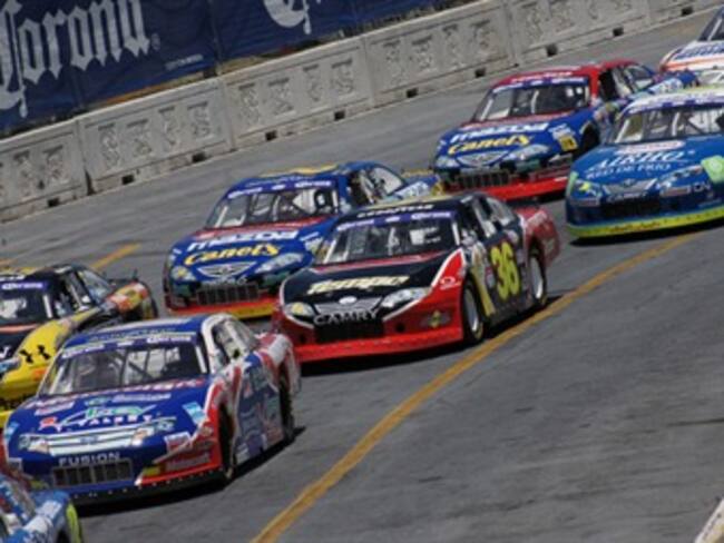 "Club de ciencias, del aprendizaje al éxito". Educación XXI del sábado 12 de diciembre.