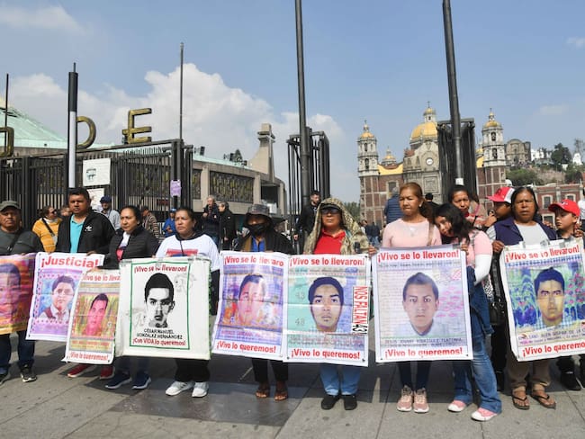 Giro en el caso Ayotzinapa: Hallan restos en crematorios que el GIEI había descartado