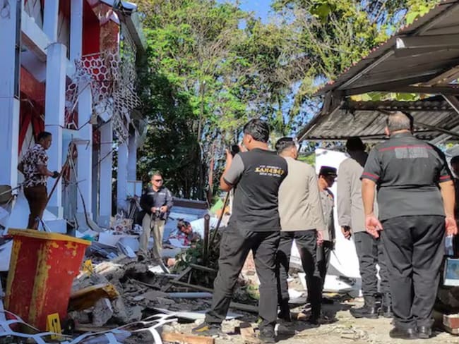 Terremoto de 7.4 sacude Indonesia y activa alerta de tsunami: hay evacuaciones y tensión en el Pacífico | VIDEO