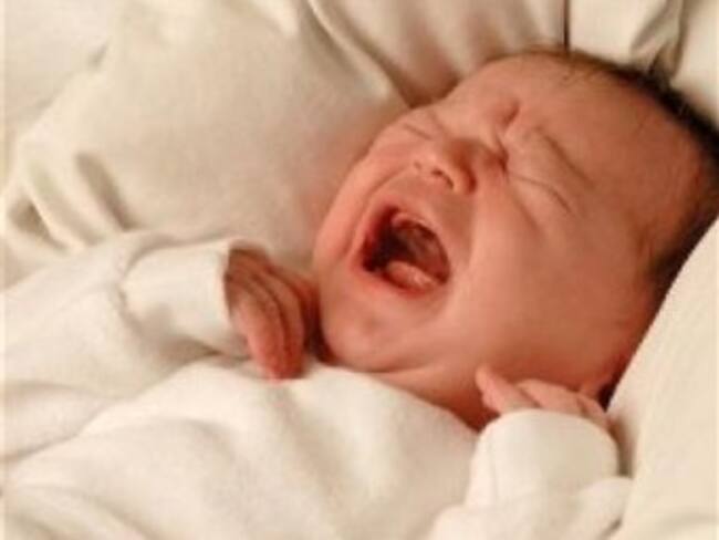 Bebé declarado muerto vuelve a la vida