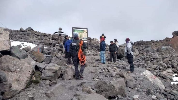 Rescatan cuerpos de los cuatro alpinistas muertos en el Pico de Orizaba