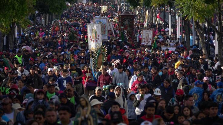 A unas horas de los festejos guadalupanos inicia la llegada de miles de peregrinos a la Basílica