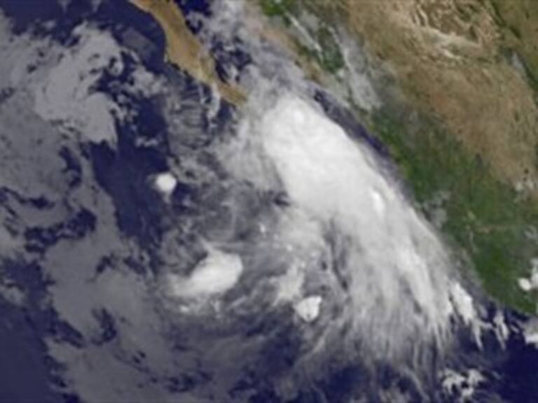 Dora se convierte en huracán