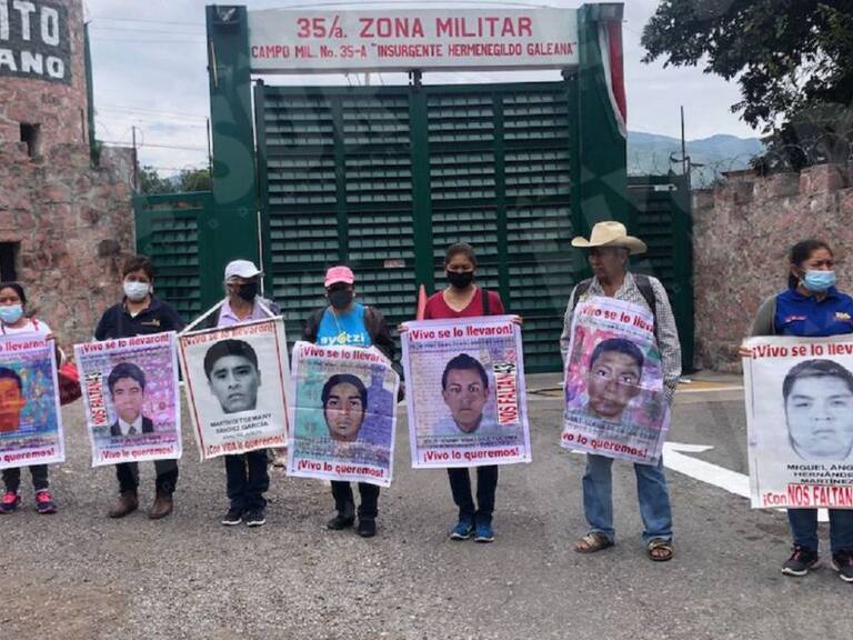 Detienen a General acusado de ordenar ejecución de 6 normalistas
