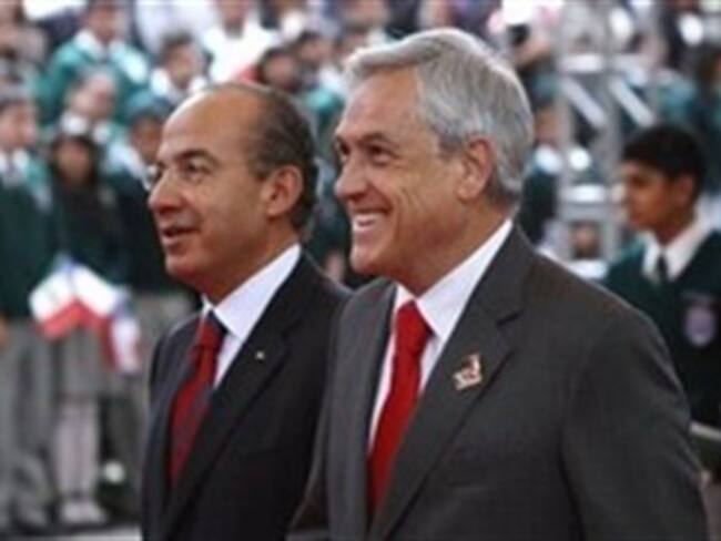 Acuerdan Calderón y Piñera fortalecer lucha anticrimen