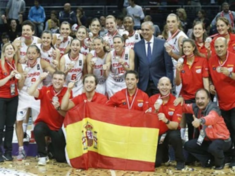 Dignísima plata para España