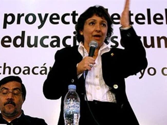 Roban camioneta de la Secretaria de Educación de Michoacán