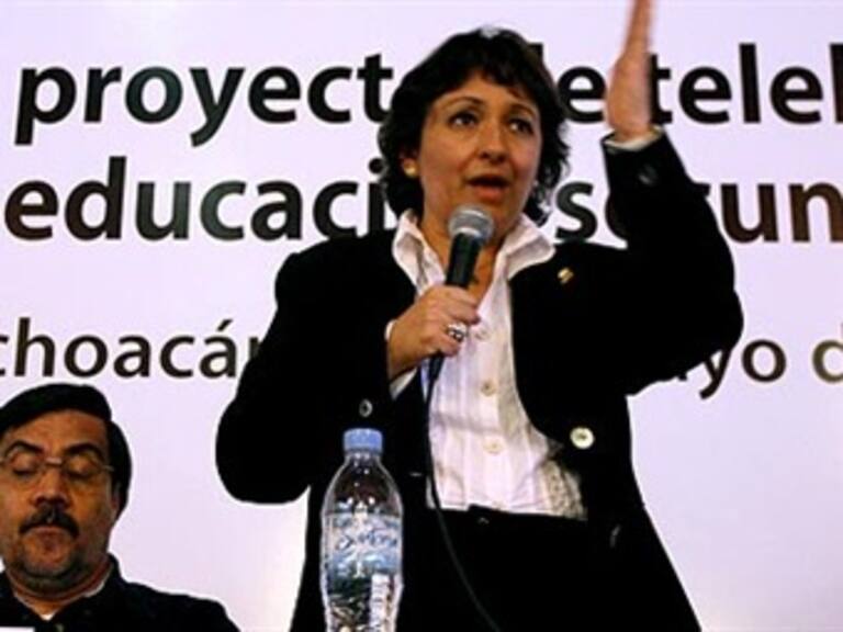 Roban camioneta de la Secretaria de Educación de Michoacán