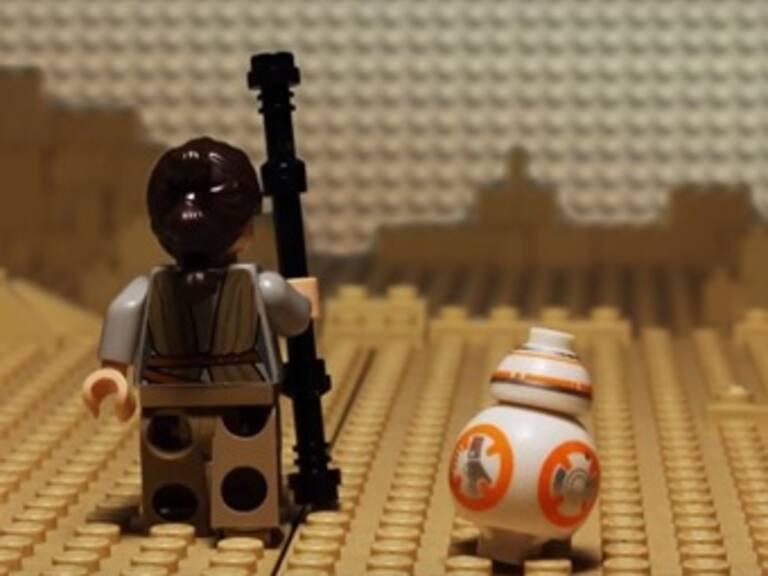 Recrean las mejores escenas del cine del 2015 en versión Lego