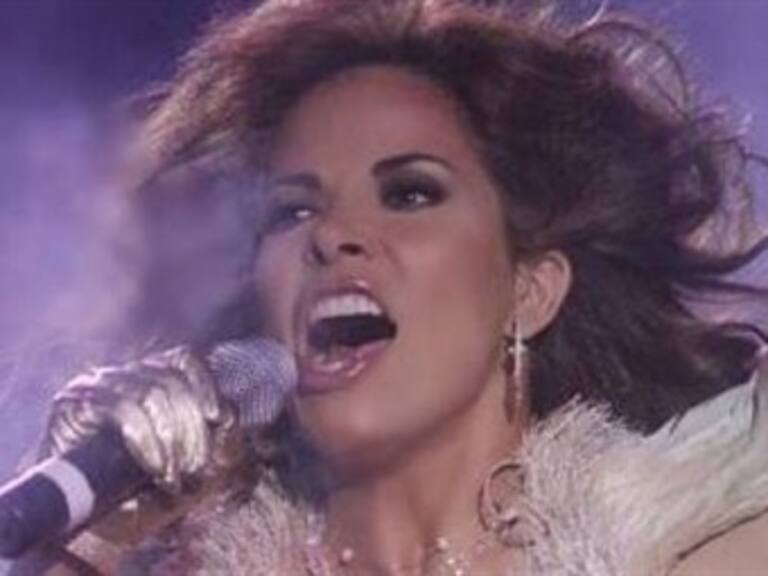 Abre Gloria Trevi festejos del Carnaval de Merida