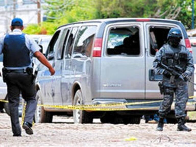 Reportan enfrentamiento entre grupos armados en Cadereyta, NL