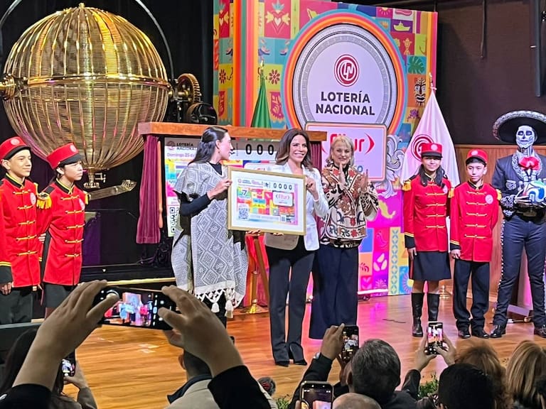 Billete conmemorativo de la Lotería Nacional: México, país invitado a la FITUR 2026.