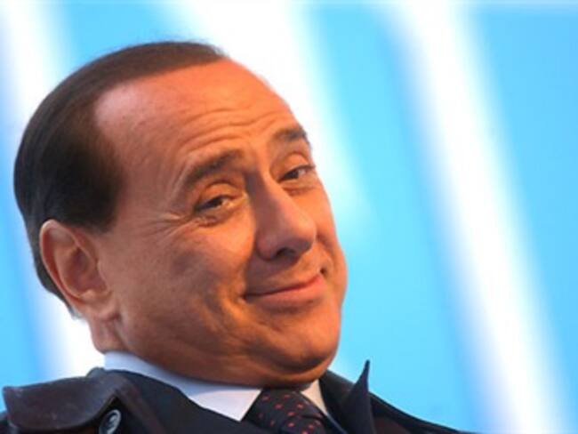 Desmiente Berlusconi rumores sobre renuncia