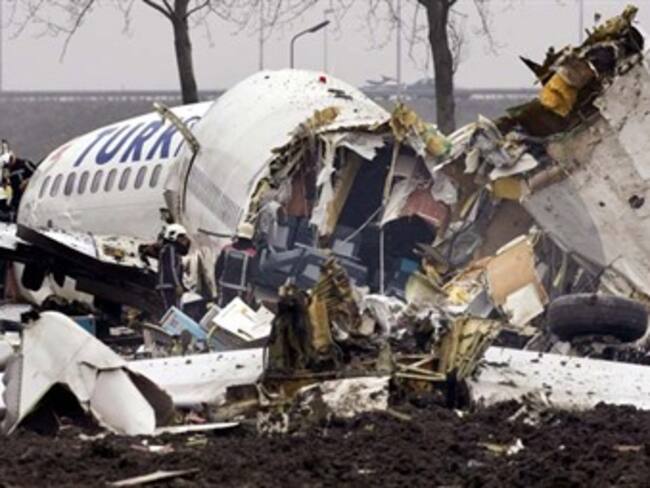 Más de 90 heridos en accidente aéreo en Jamaica