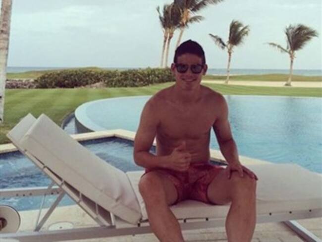 Apura James Rodríguez sus vacaciones antes de volver